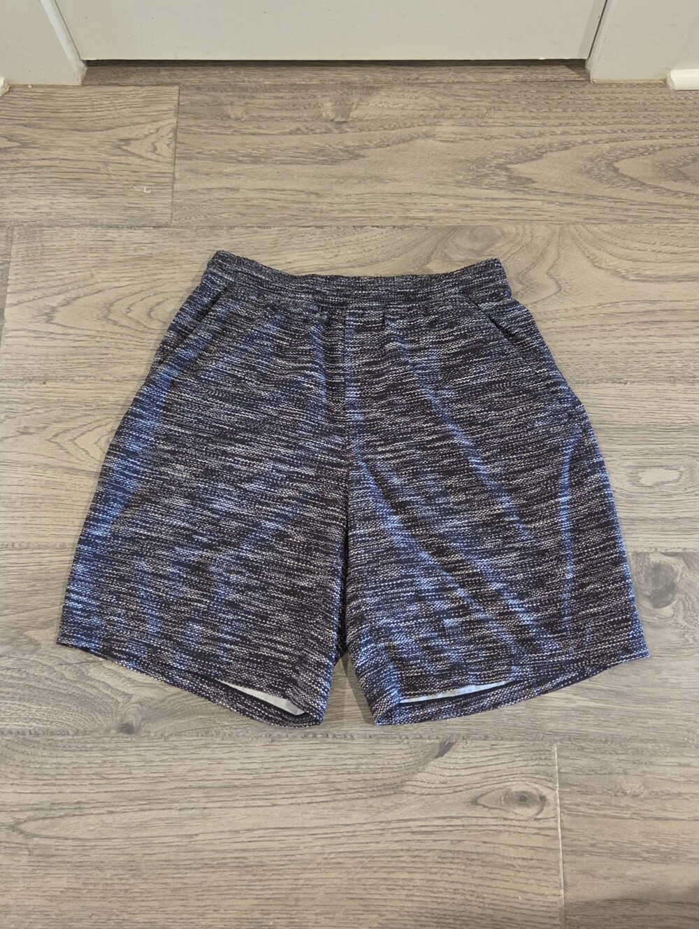 Lululemon Pace Breaker Linerless Athletic Shorts Size Medium 9" Inseam - LM7AB1S